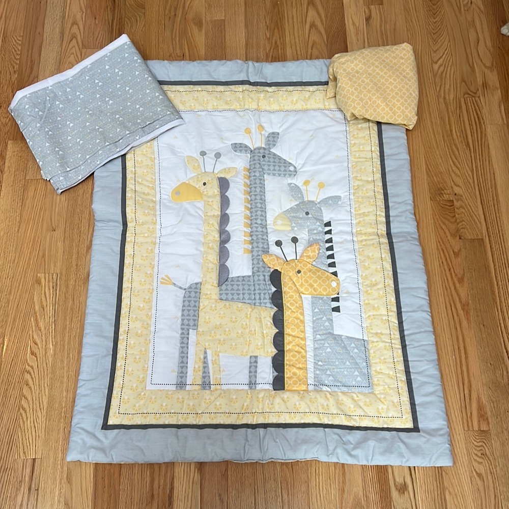 Crib Set